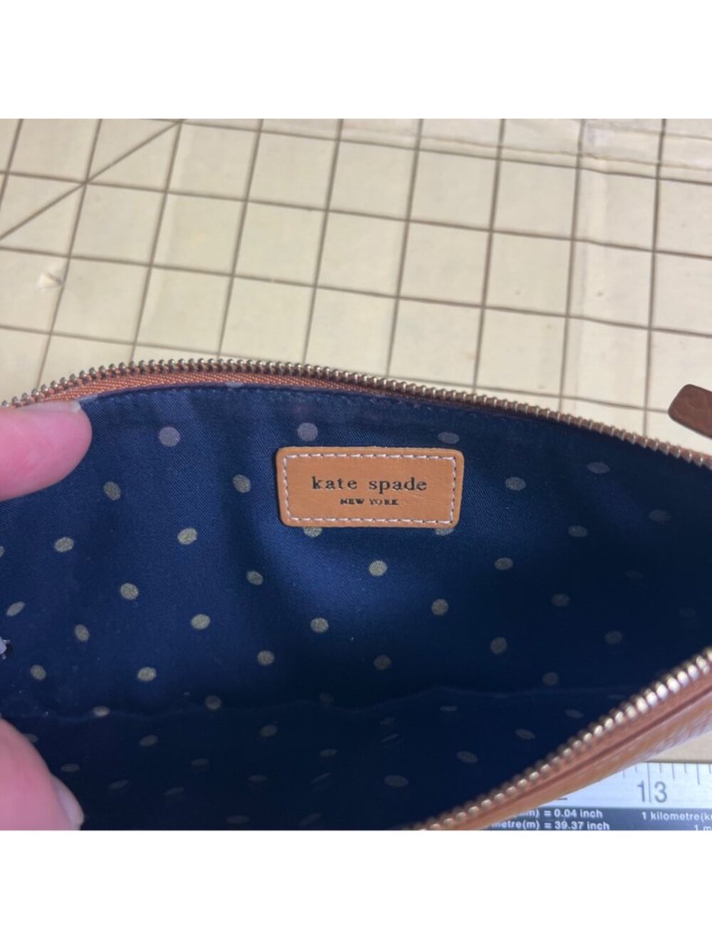 Kate Spade New York Brown Leather Wristlet Clutch With Polka Dot Lining Zip Clos - Picture 3 of 5